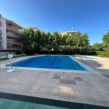 Spacious For A Big Company Διαμέρισμα